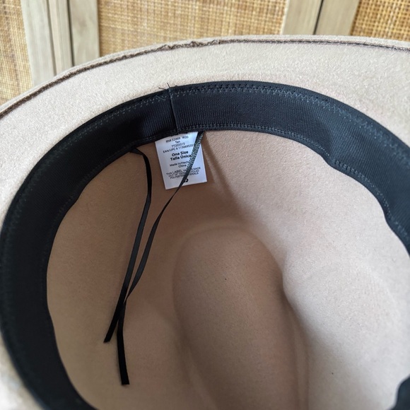 Stylish Tan Fedora Hat - Picture 4 of 6